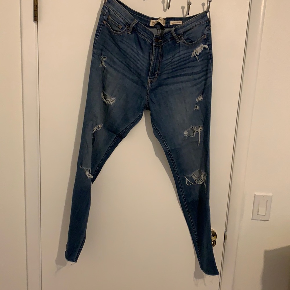 Hollister distressed jeans